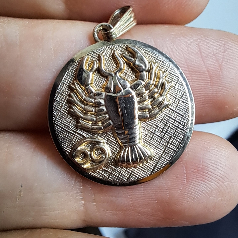 Vintage Cancer Zodiac Pendant